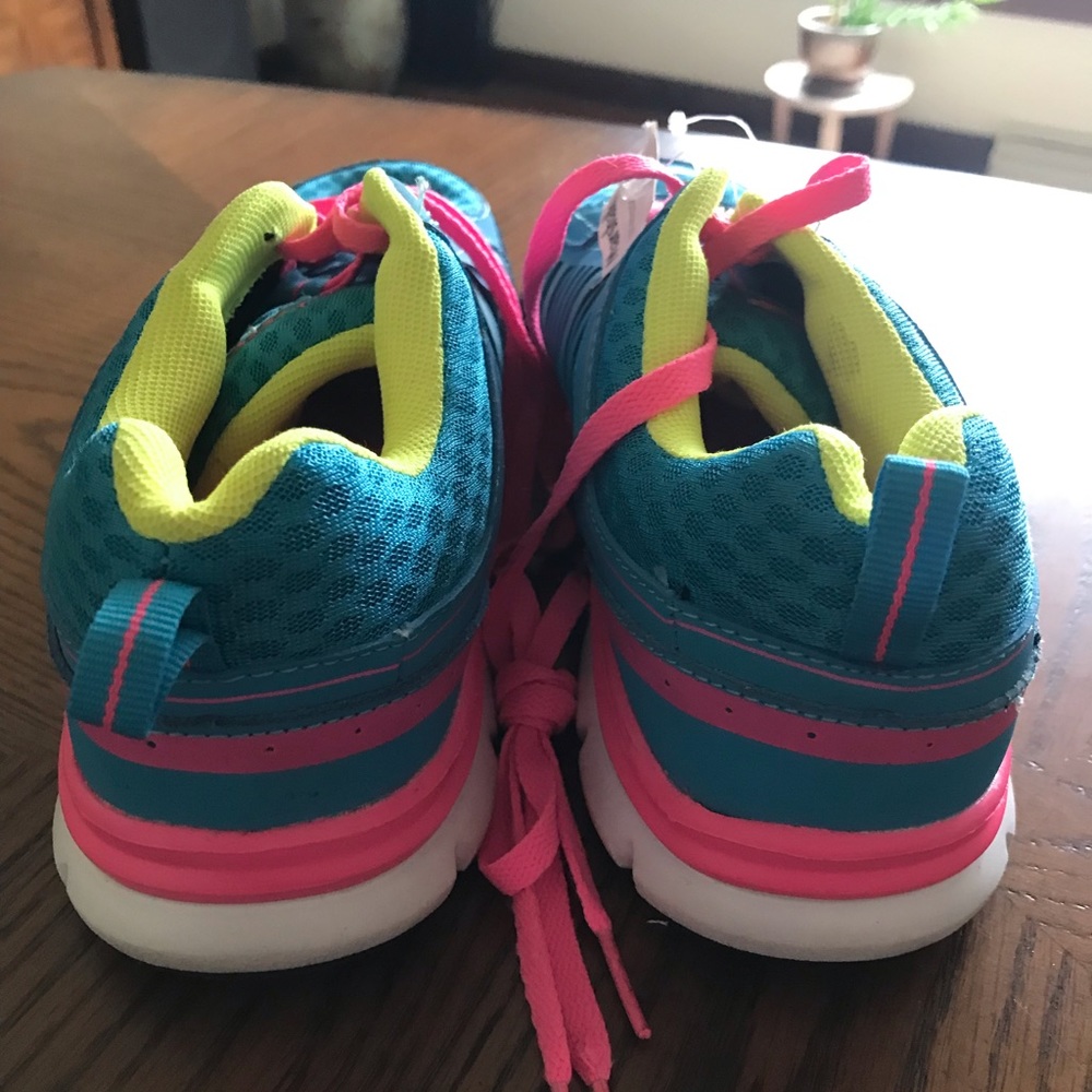 LA Gear vintage sneakers 2013 Size 10 - Picture 3 of 7